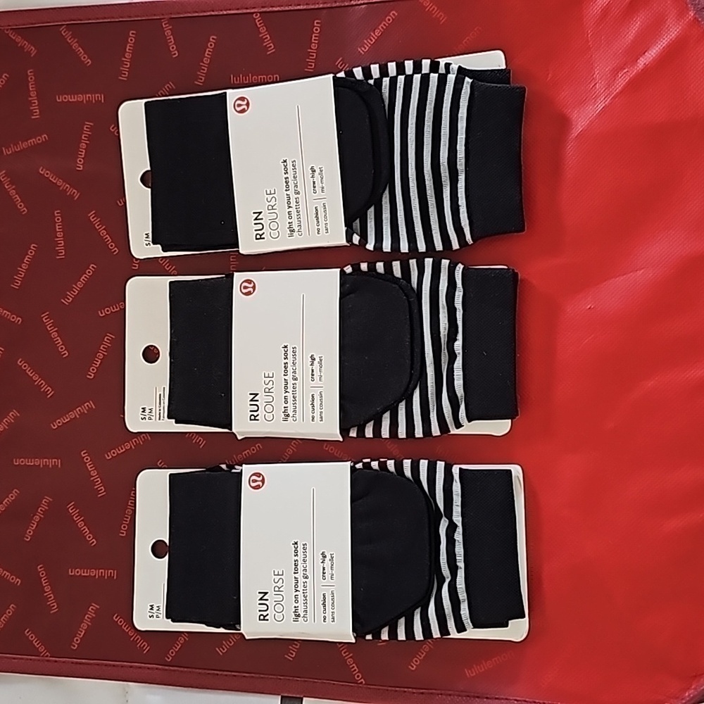 * NWT LULULEMON 3 Pairs RUN COURSE Light On Your Toes MESH BLACK S/M Socks